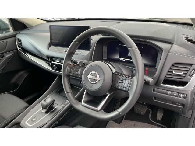 Nissan Qashqai 1.3 DiG-T MH 158 N-Connecta 5dr Xtronic 