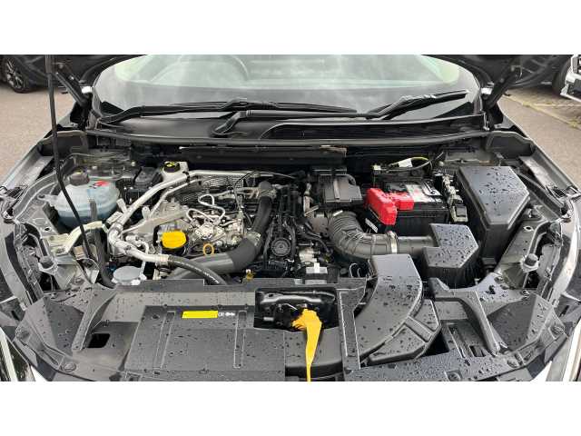 Nissan Qashqai 1.3 DiG-T MH 158 N-Connecta 5dr Xtronic 