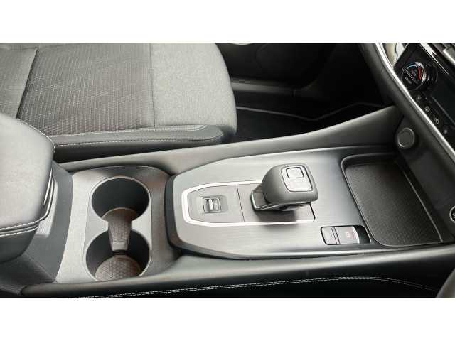 Nissan Qashqai 1.3 DiG-T MH 158 N-Connecta 5dr Xtronic 