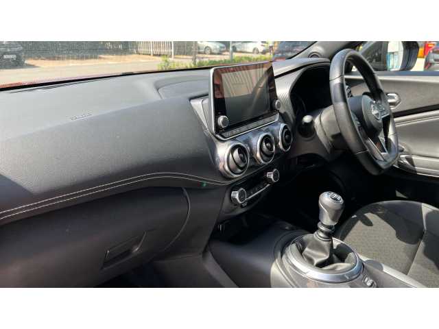 Nissan Juke JUKE 1.0 DiG-T 114 N-Connecta 5dr 