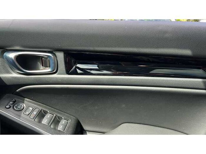 Honda Civic Hybrid 2.0 eHEV Advance 5dr CVT 