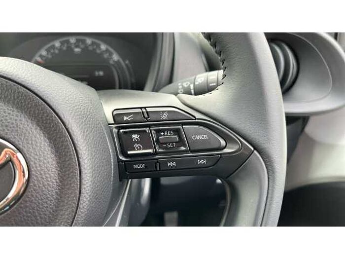 Toyota Aygo X AYGO X 1.0 VVT-i Pure 5dr Auto 