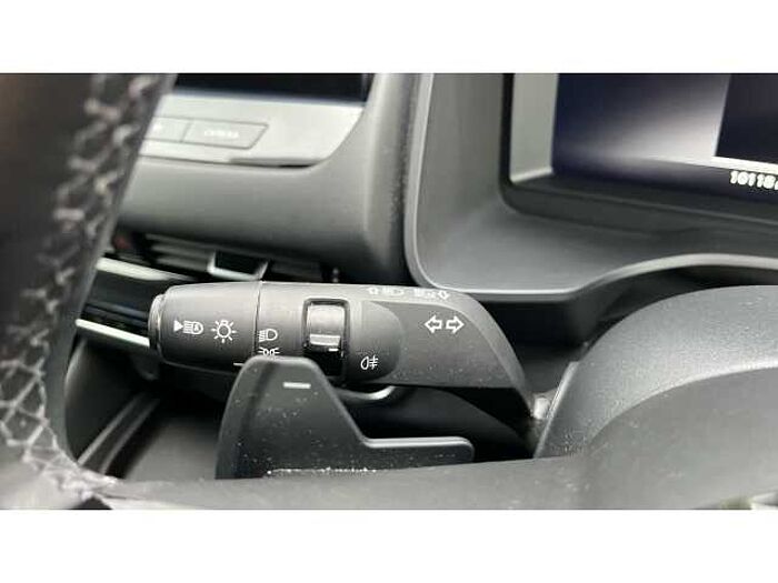 Nissan Qashqai 1.3 DiG-T MH 158 N-Connecta 5dr Xtronic 