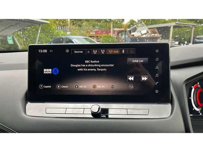 Nissan Qashqai 1.3 DiG-T MH 158 N-Connecta 5dr Xtronic 