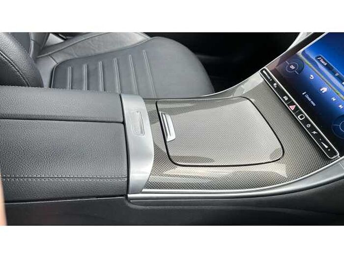 Mercedes-Benz C CLASS C200 AMG Line 5dr 9G-Tronic 