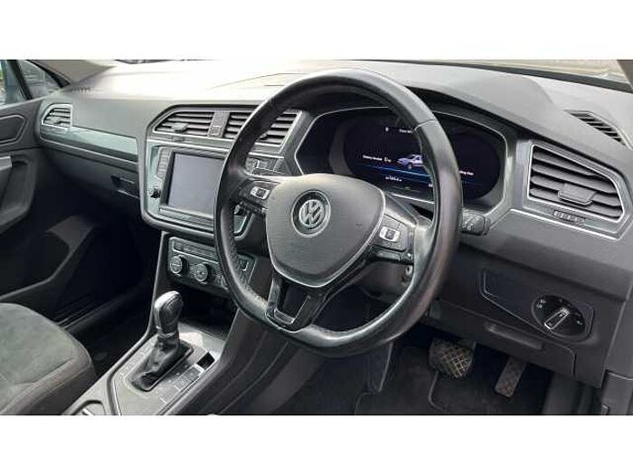 Volkswagen Tiguan TIGUAN 2.0 TDi 150 SEL 5dr DSG 
