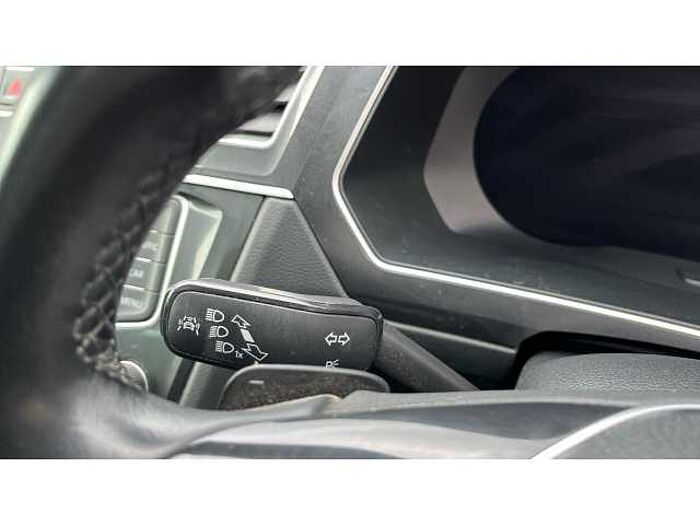 Volkswagen Tiguan TIGUAN 2.0 TDi 150 SEL 5dr DSG 