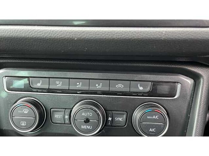 Volkswagen Tiguan TIGUAN 2.0 TDi 150 SEL 5dr DSG 