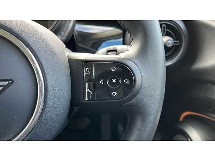 MINI Mini HATCHBACK 1.5 Cooper Classic 5dr Auto 