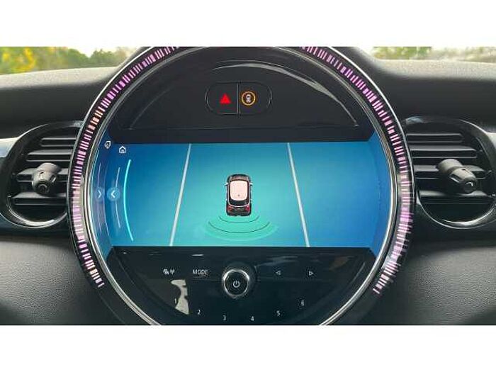 MINI Mini HATCHBACK 1.5 Cooper Classic 5dr Auto 