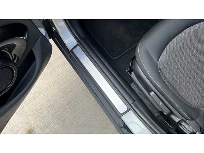 MINI Mini 1.5 Cooper Classic 5dr Auto 