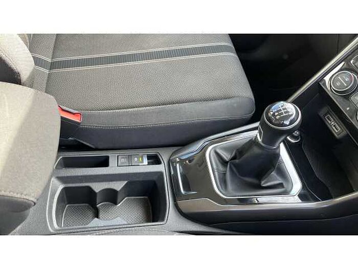 Volkswagen T-Roc T-ROC 1.0 TSI SE 5dr 
