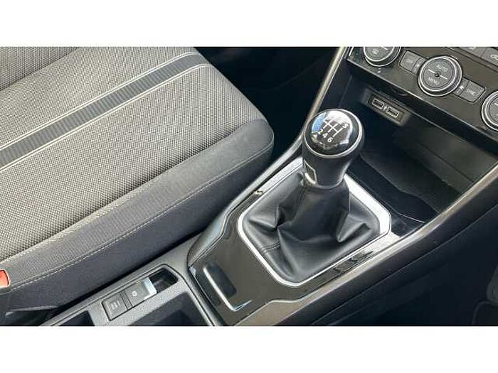 Volkswagen T-Roc T-ROC 1.0 TSI SE 5dr 