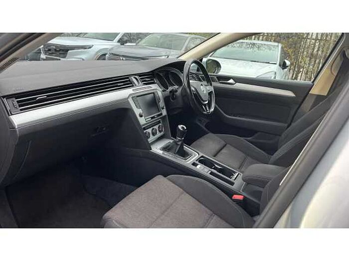 Volkswagen Passat PASSAT 2.0 TDI SE Business 4dr 