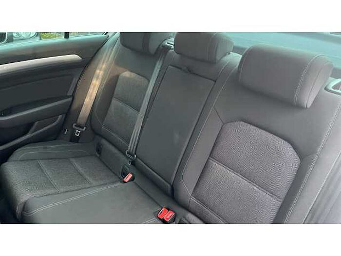 Volkswagen Passat PASSAT 2.0 TDI SE Business 4dr 