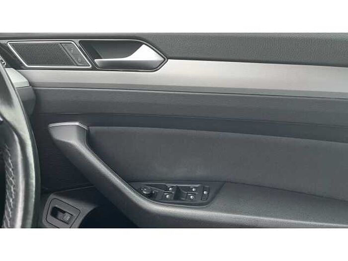 Volkswagen Passat PASSAT 2.0 TDI SE Business 4dr 