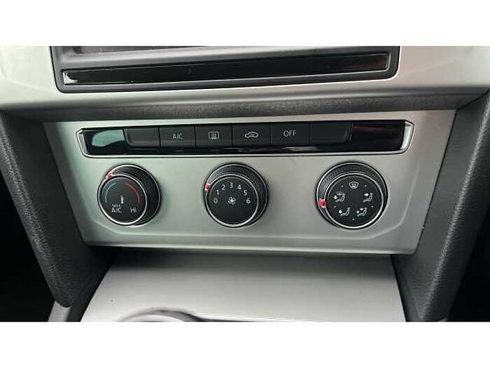 Volkswagen Passat PASSAT 2.0 TDI SE Business 4dr 