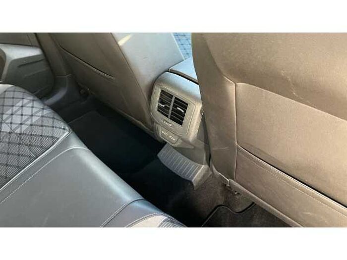 Volkswagen T-Roc T-ROC 1.5 TSI R-Line 5dr DSG 