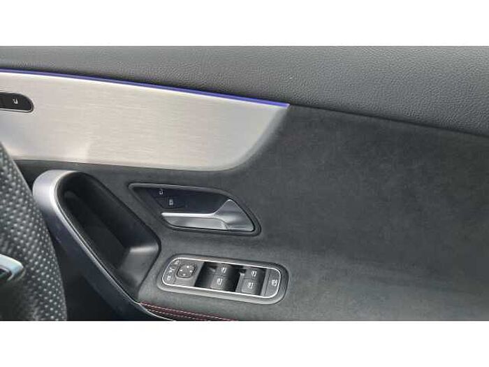 Mercedes-Benz A CLASS A180 AMG Line Executive 5dr Auto 