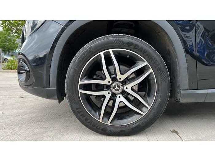 Mercedes-Benz GLA 180 GLA 180 Urban Edition 5dr 