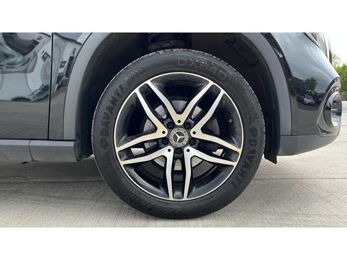 Mercedes-Benz GLA 180 GLA 180 Urban Edition 5dr 