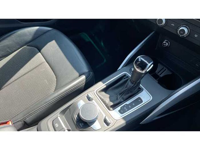 Audi Q2 Q2 35 TFSI S Line 5dr S Tronic 