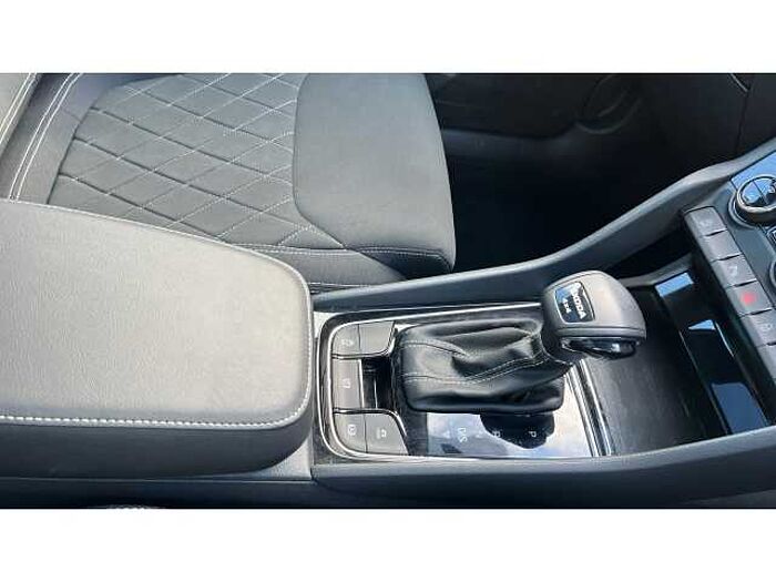 SKODA Karoq KAROQ 2.0 TSI Sportline 4x4 5dr DSG 