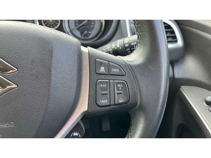 Suzuki S-Cross S-CROSS 1.4 Boosterjet 48V Hybrid Motion 5dr 