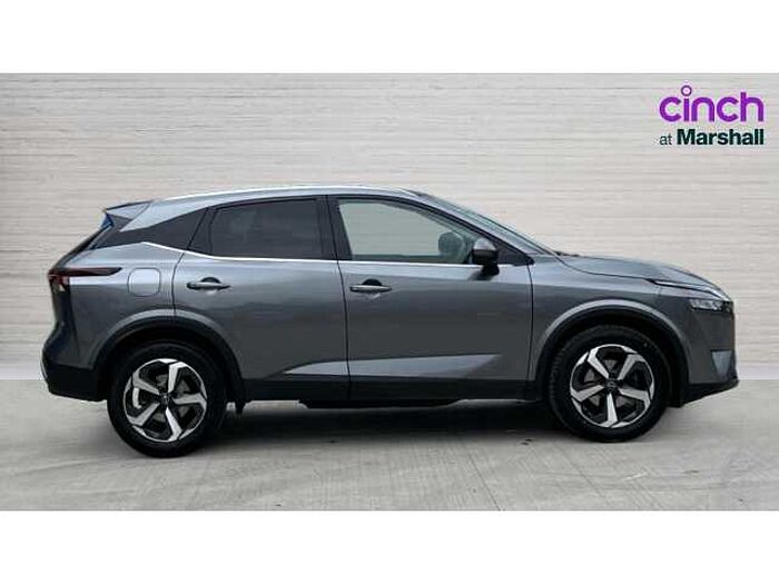 Nissan Qashqai QASHQAI 1.3 DiG-T MH N-Connecta 5dr 