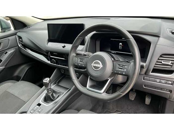 Nissan Qashqai QASHQAI 1.3 DiG-T MH N-Connecta 5dr 