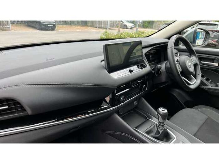 Nissan Qashqai QASHQAI 1.3 DiG-T MH N-Connecta 5dr 
