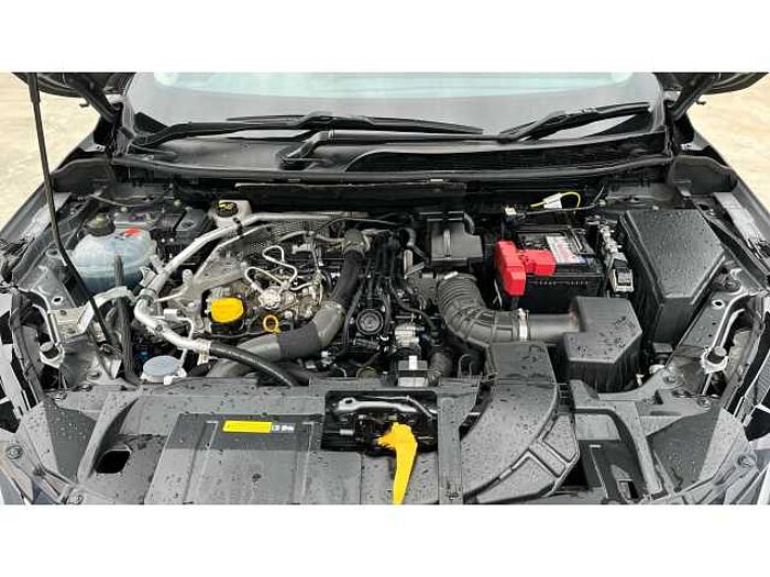 Nissan Qashqai QASHQAI 1.3 DiG-T MH N-Connecta 5dr 