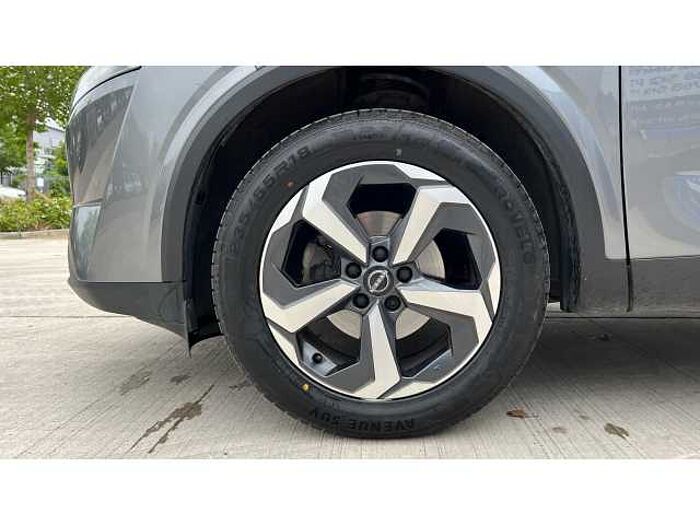Nissan Qashqai QASHQAI 1.3 DiG-T MH N-Connecta 5dr 