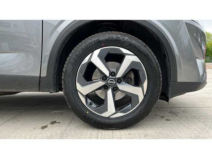 Nissan Qashqai QASHQAI 1.3 DiG-T MH N-Connecta 5dr 