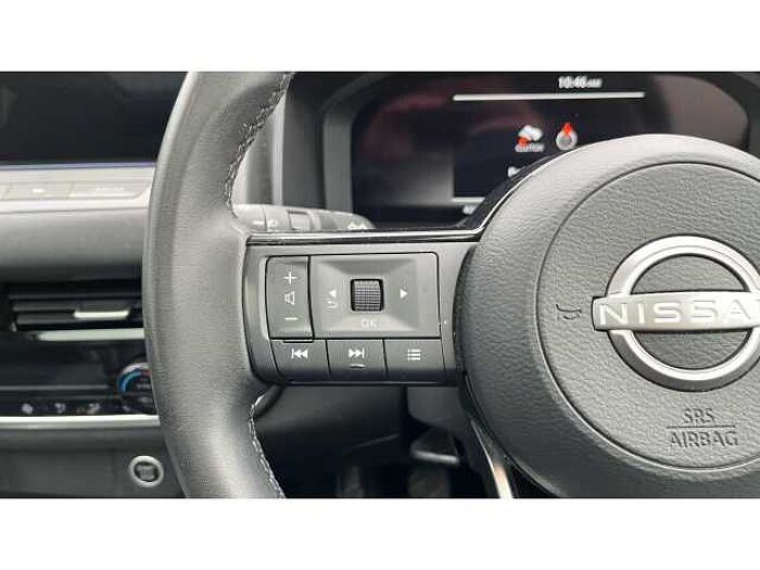 Nissan Qashqai QASHQAI 1.3 DiG-T MH N-Connecta 5dr 