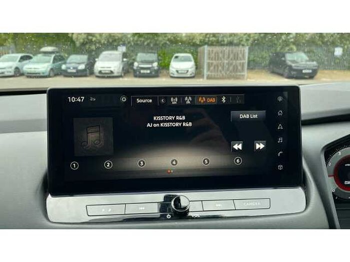 Nissan Qashqai QASHQAI 1.3 DiG-T MH N-Connecta 5dr 