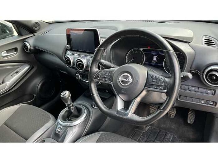 Nissan Juke JUKE 1.0 DiG-T 114 N-Connecta 5dr 