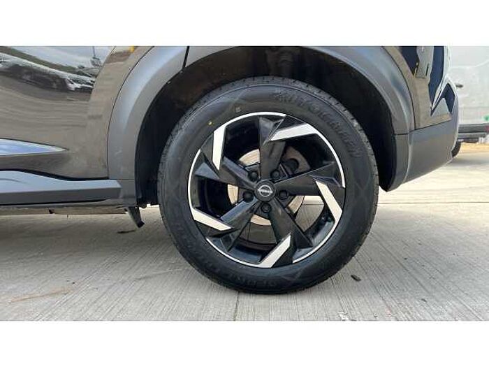 Nissan Juke JUKE 1.0 DiG-T 114 N-Connecta 5dr 