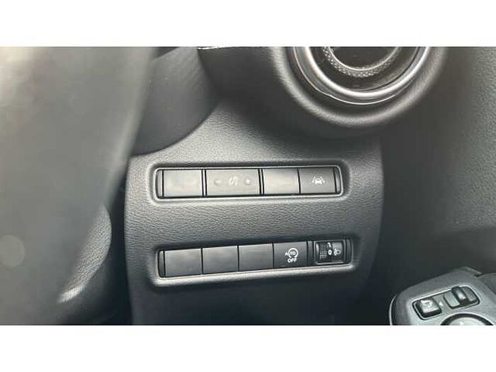 Nissan Juke JUKE 1.0 DiG-T 114 N-Connecta 5dr 