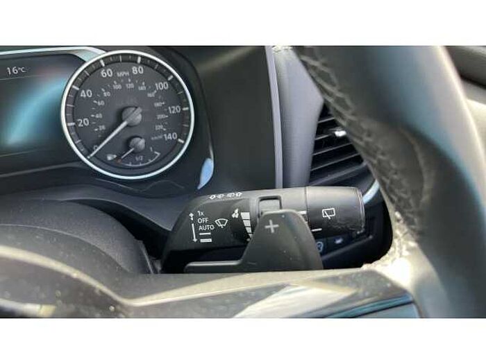 Nissan Qashqai QASHQAI 1.3 DiG-T MH 158 Acenta Premium 5dr Xtronic 