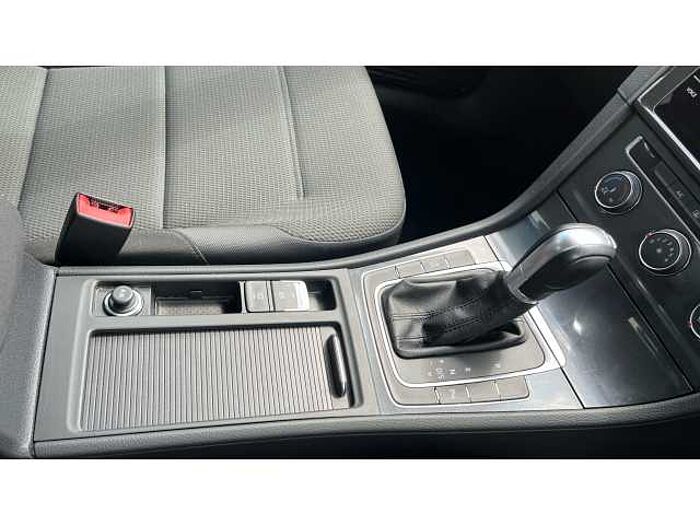 Volkswagen Golf GOLF 1.0 TSI 110 SE 5dr DSG 