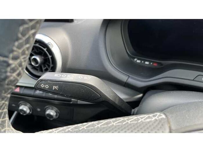 Audi Q2 Q2 35 TFSI S Line 5dr 
