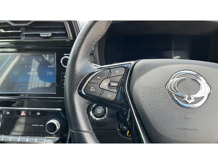 SsangYong Tivoli TIVOLI 1.5P Ultimate Auto 5dr 