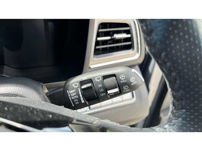 SsangYong Tivoli TIVOLI 1.5P Ultimate Auto 5dr 