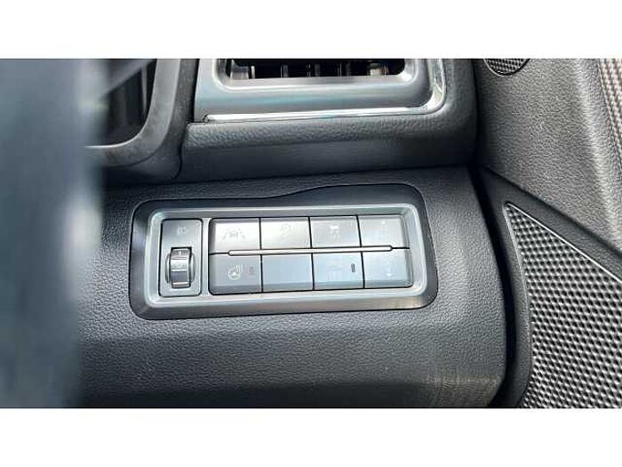 SsangYong Tivoli TIVOLI 1.5P Ultimate Auto 5dr 