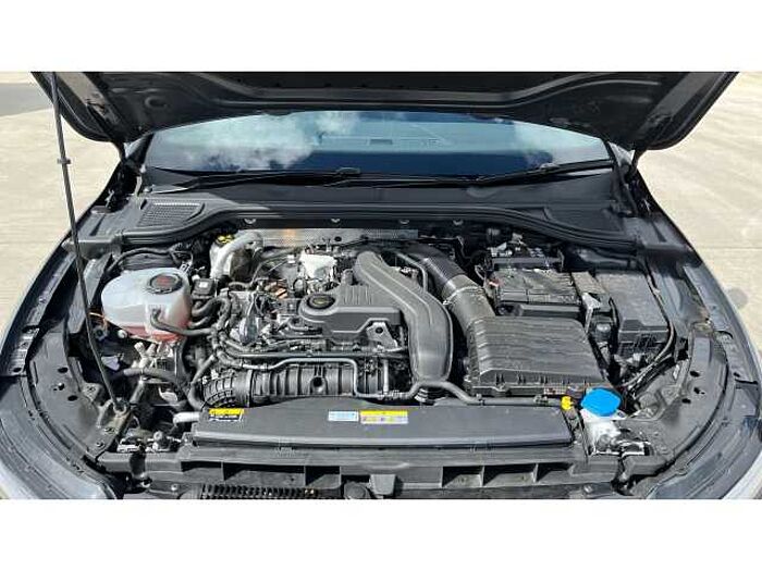 Volkswagen Golf GOLF 1.5 eTSI 150 R-Line 5dr DSG 