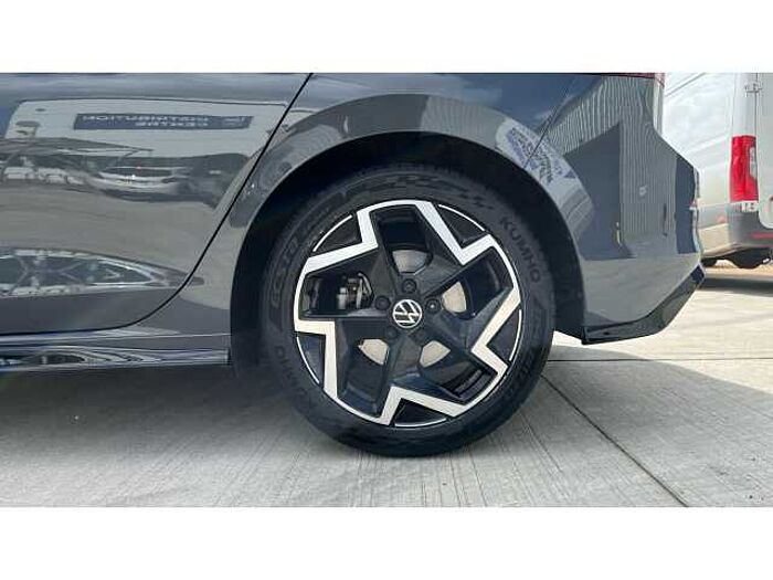 Volkswagen Golf GOLF 1.5 eTSI 150 R-Line 5dr DSG 