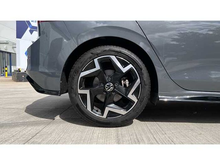 Volkswagen Golf GOLF 1.5 eTSI 150 R-Line 5dr DSG 