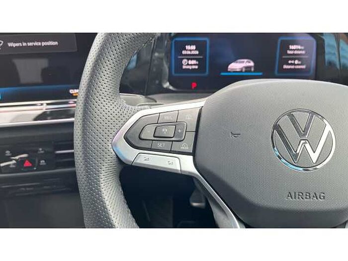 Volkswagen Golf GOLF 1.5 eTSI 150 R-Line 5dr DSG 