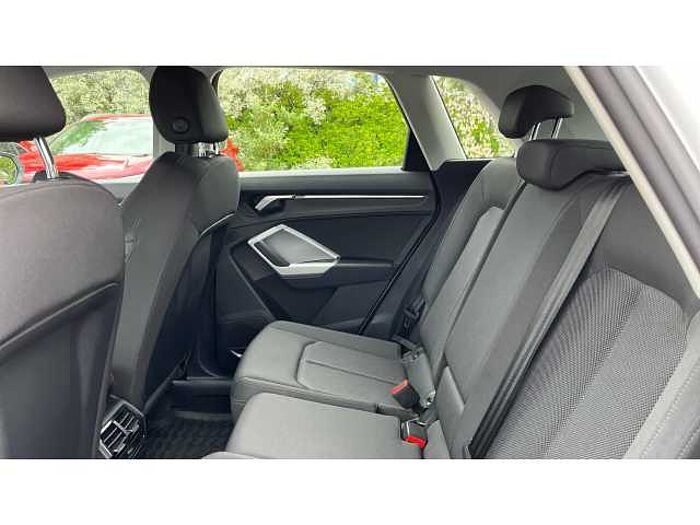 Audi Q3 Q3 35 TDI Quattro Sport 5dr S Tronic 